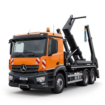 Mercedes-Benz Lkw mit orangefarbenem Fahrerhaus und Absetzkipper-Aufbau in Dreiviertelansicht